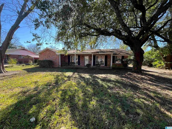 3018 N Colonial Dr, Montgomery, AL 36111