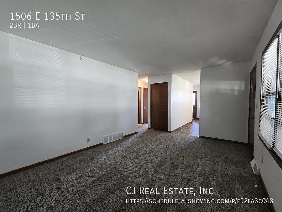 2 bed, $1,175 — Photo 2