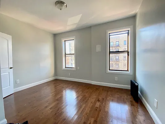 Rented by Compass | media 13