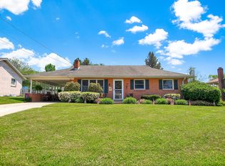 2360 Cedar Rd, YORK, PA 17408