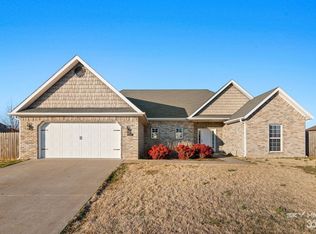 1004 Griffin Ln, Pea Ridge, AR 72751