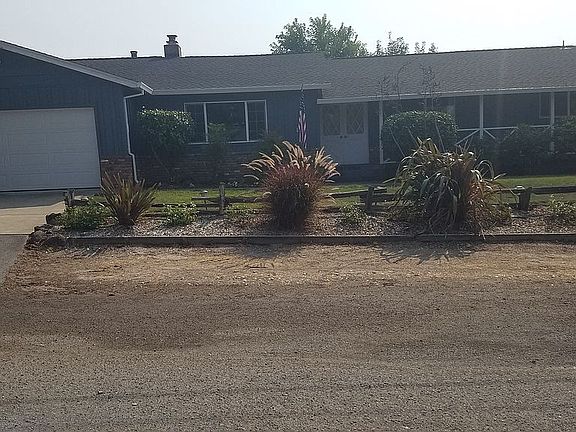 5th image of 18 Melinda Ln