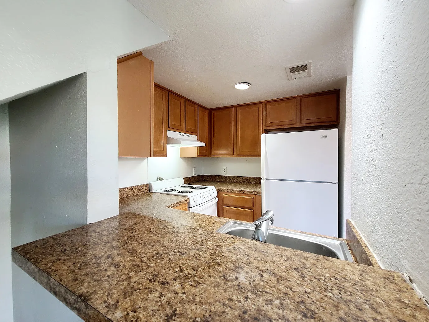 1 bed, 600 sqft, $1,195 — Photo 4