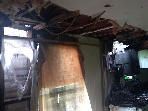 3rd image of 21280 Campbell Dr