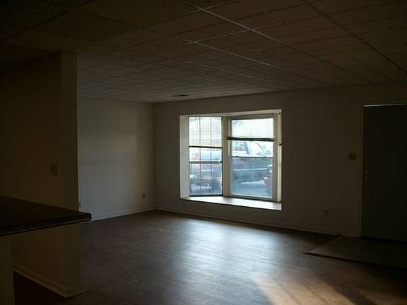 2nd image of 1014 Harbour Dr