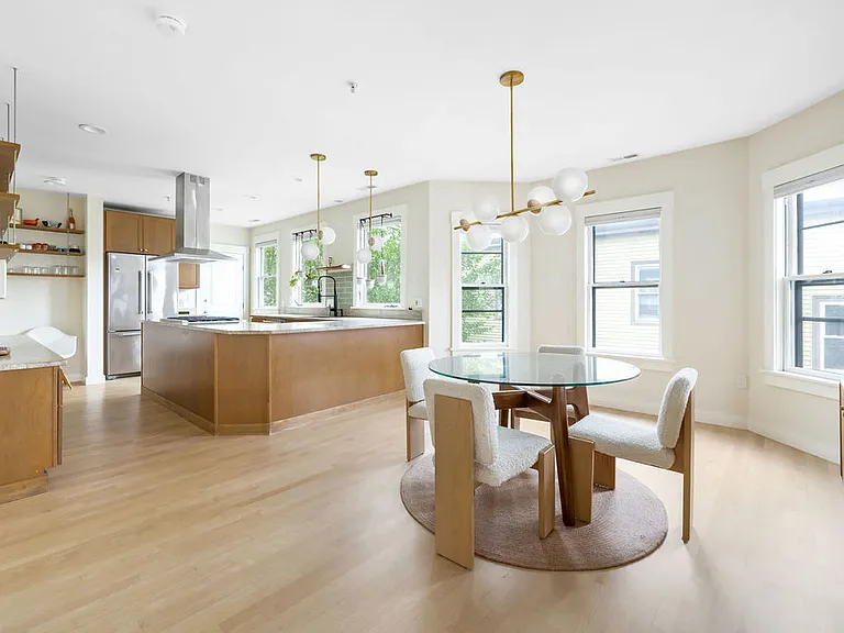 56 Gorham St #3A — Photo 2
