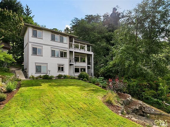 5th image of 5918 Scenic Dr NE