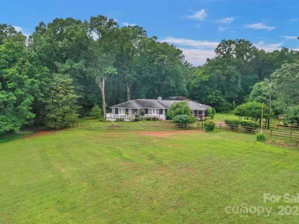 1607 Old Lawyers Rd, Marshville, NC 28103