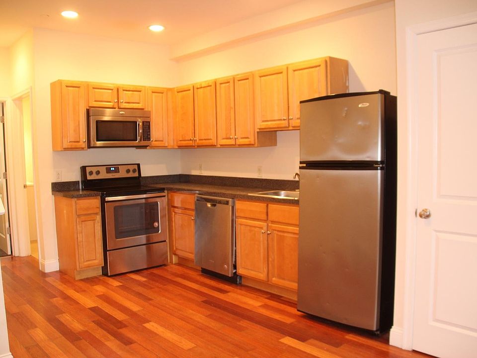 1st image of 1719 Fontain St #1A