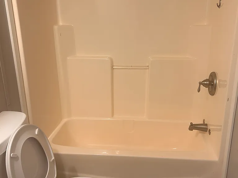 2621 Jeffersonville Rd #67 — Photo 5