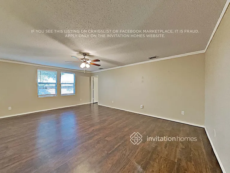 1512 Windy Meadows Dr — Photo 12
