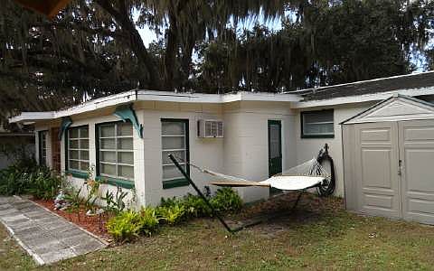 4th image of 1422 Tall Cypress Dr