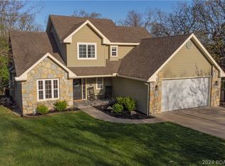 147 Blackfoot Rd, Lake Ozark, MO 65049