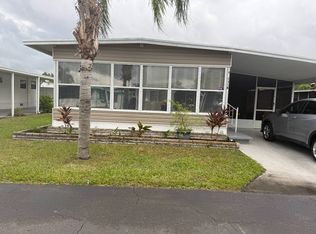 5128 Redwing St, Zephyrhills, FL 33541