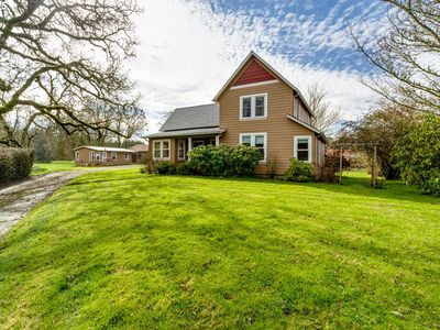93780 River Rd, Junction City, OR, 97448