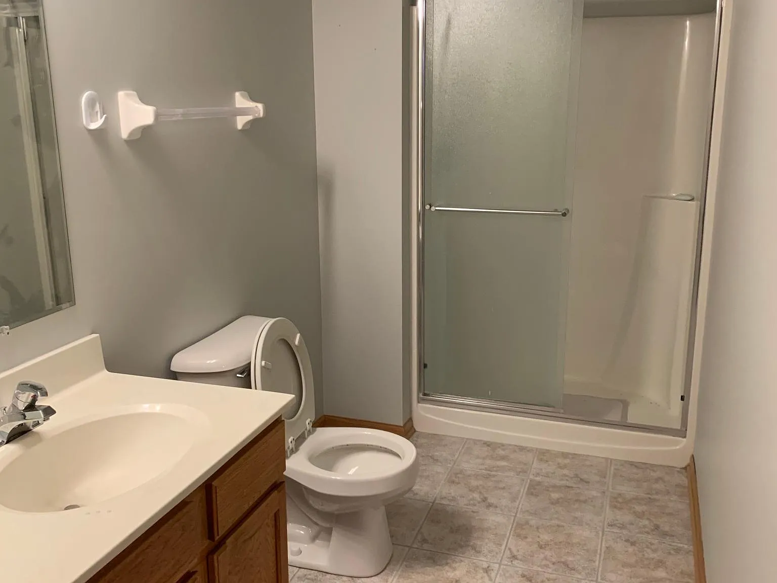 2 bed, 1300 sqft, $2,300 — Photo 3