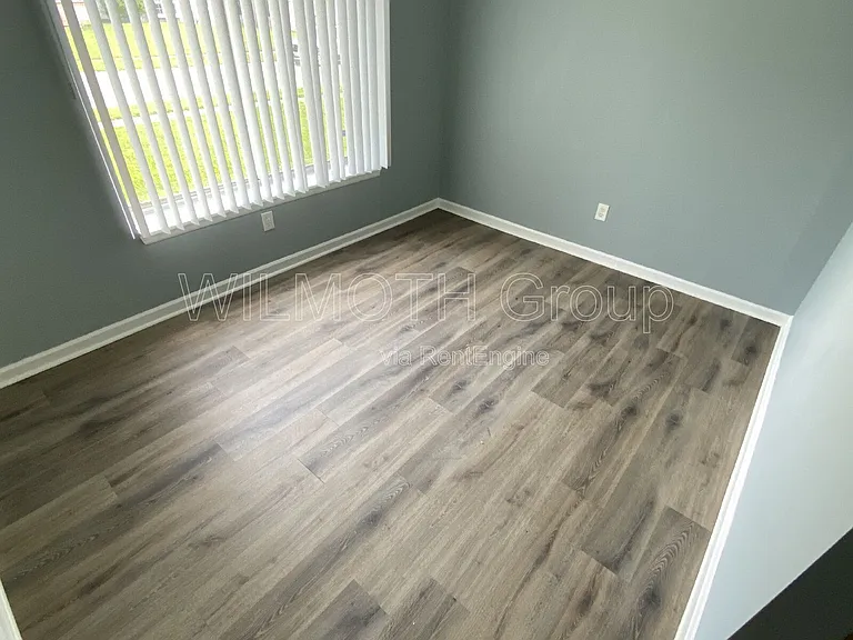 11405 Dunshire Dr — Photo 5