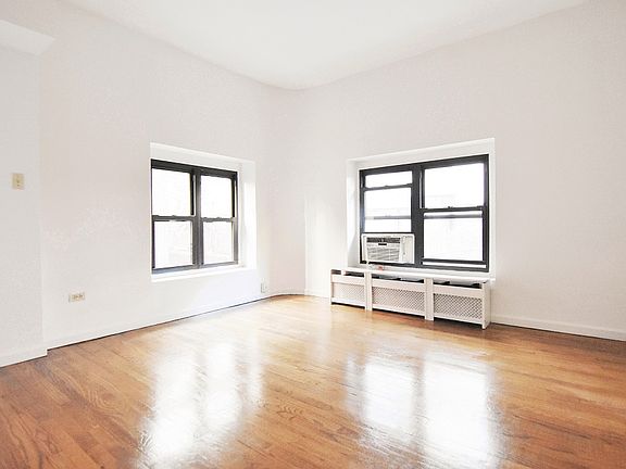 2nd image of 226 W 72nd St APT 1D