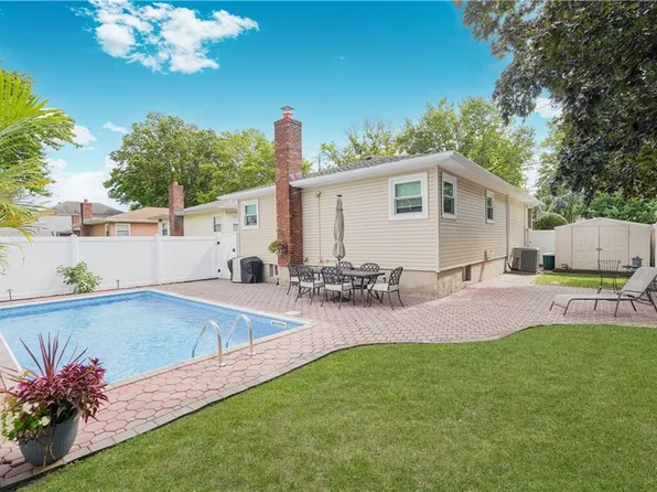 381 Burgher Avenue image 34 of 41