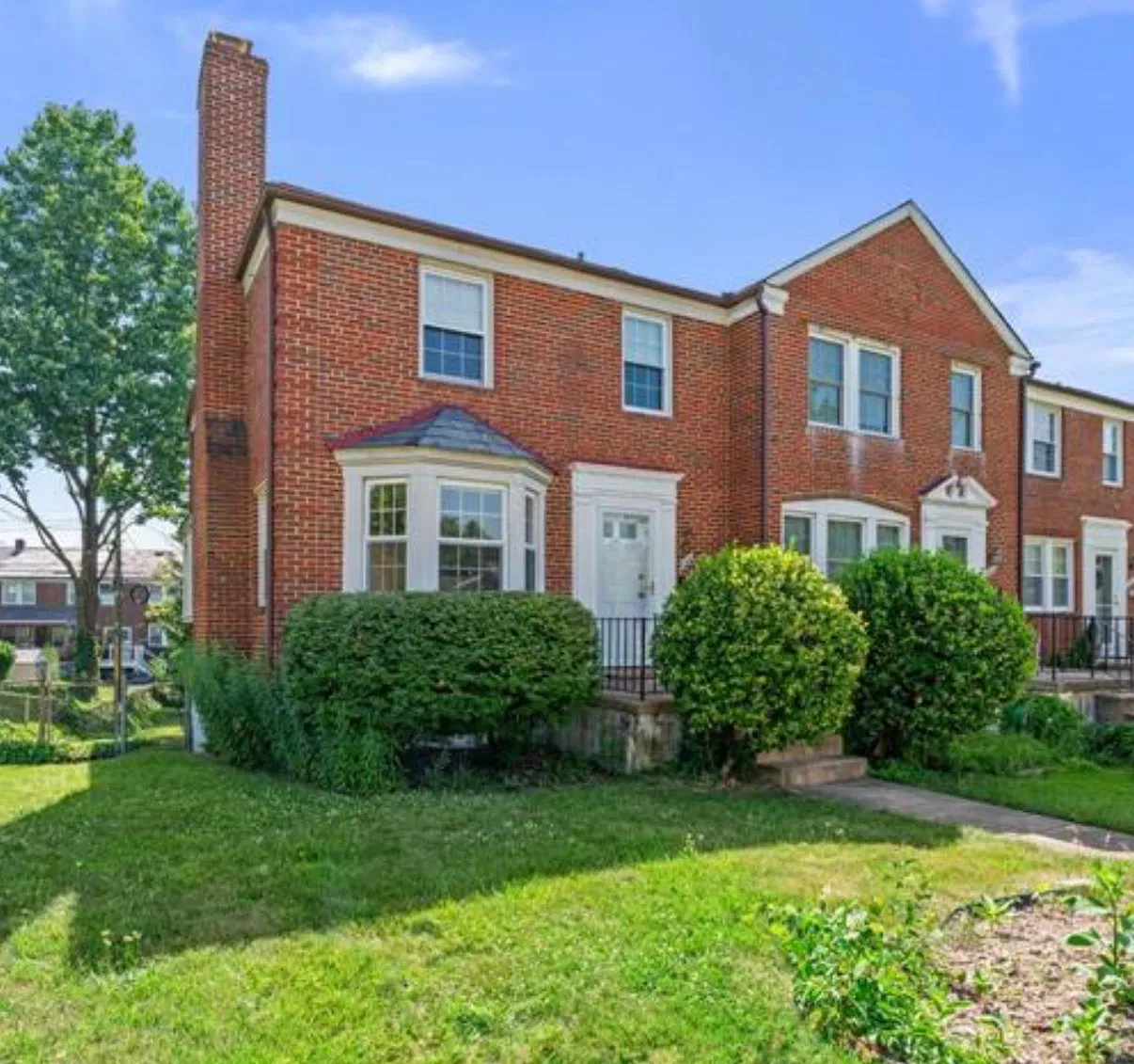 3 bed, 1785 sqft, $2,500 — Photo 1