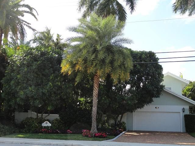 1st image of 41 Pelican Dr