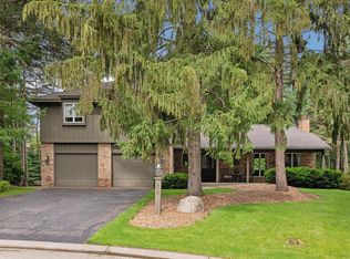 7809 Somerset Cir, Woodbury, MN 55125