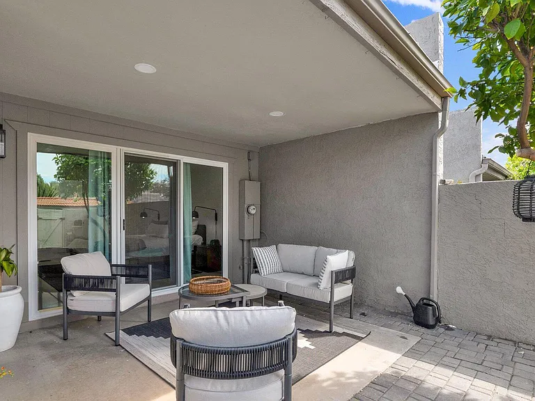 7207 N Via De Paesia — Photo 23