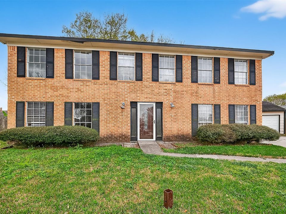 1st image of 16006 El Toro Ct