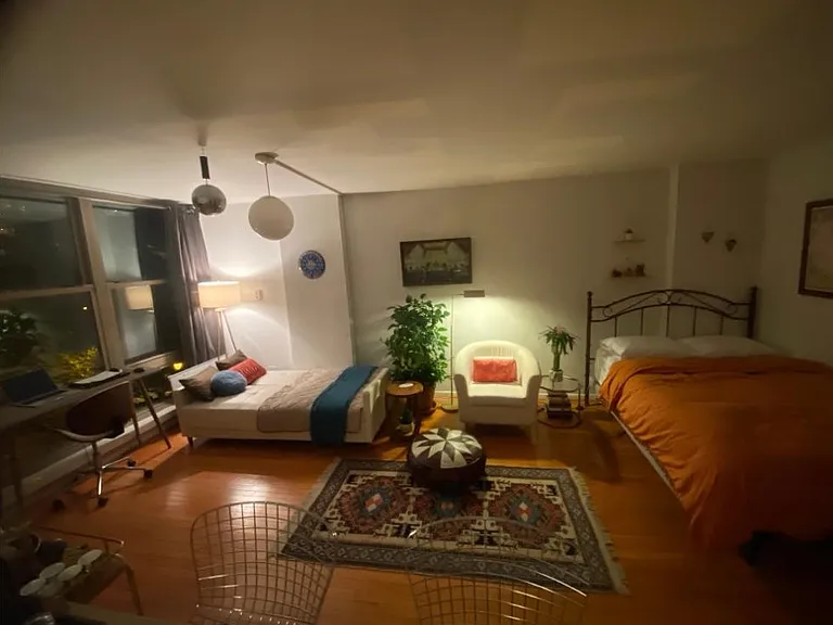 1260 21st St NW #600 — Photo 4