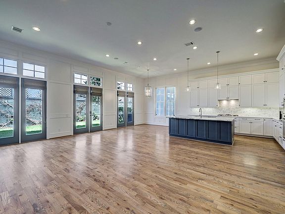 5th image of 1116 Mosaico Ln