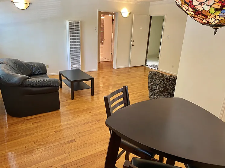 1 bed, 950 sqft, $2,650 — Photo 3