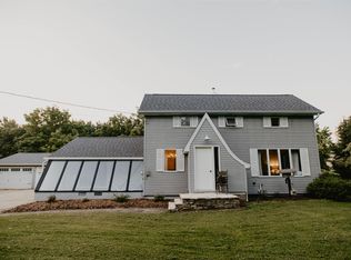 W10298 Highway S, New London, WI 54961