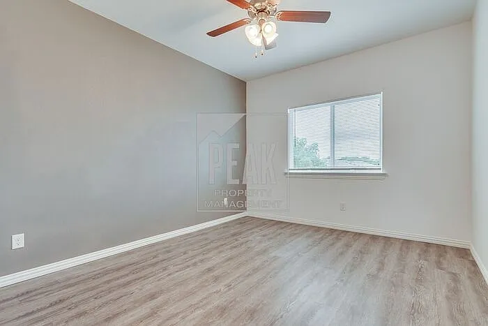 3220 S Cherry Ln — Photo 16