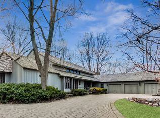 1116 Hillside Dr, Northbrook, IL 60062
