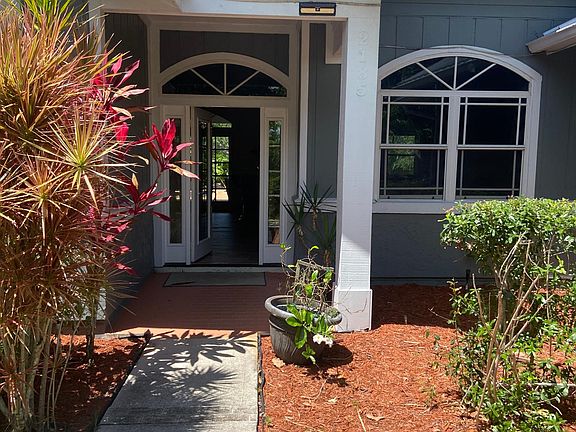 3rd image of 2185 SW Forest Hills Ln