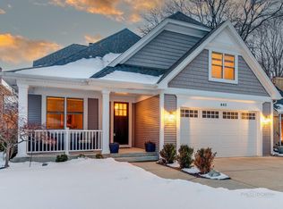 642 S Roosevelt Ave, Arlington Heights, IL