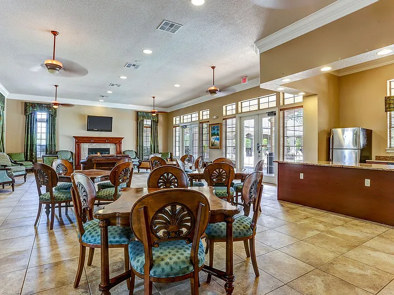 70305 Winding River Dr — Photo 39