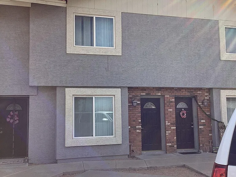6254 E Greenway Cir #2 & 4 — Photo 2