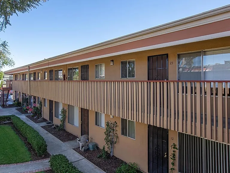 Village Green Apartments — Photo 26