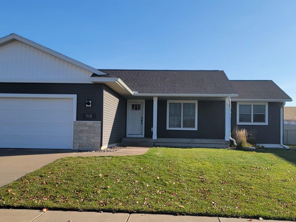 1st image of 1101 Pioneer Dr