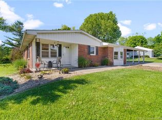 7410 Zollman Dr NE, Lanesville, IN 47136
