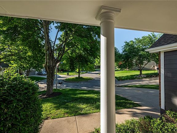 3rd image of 2309 NE Quonset Ct
