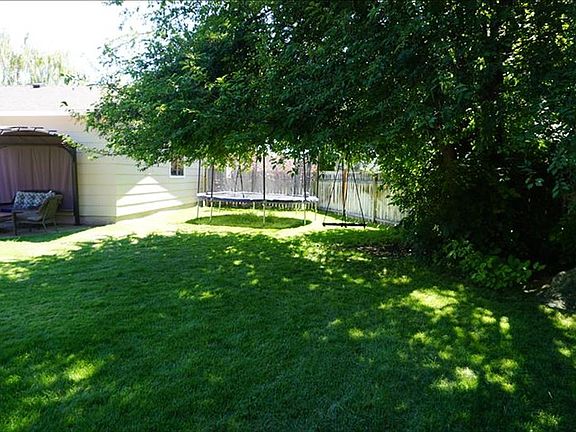 5th image of 1465 Bonniebrae Cir