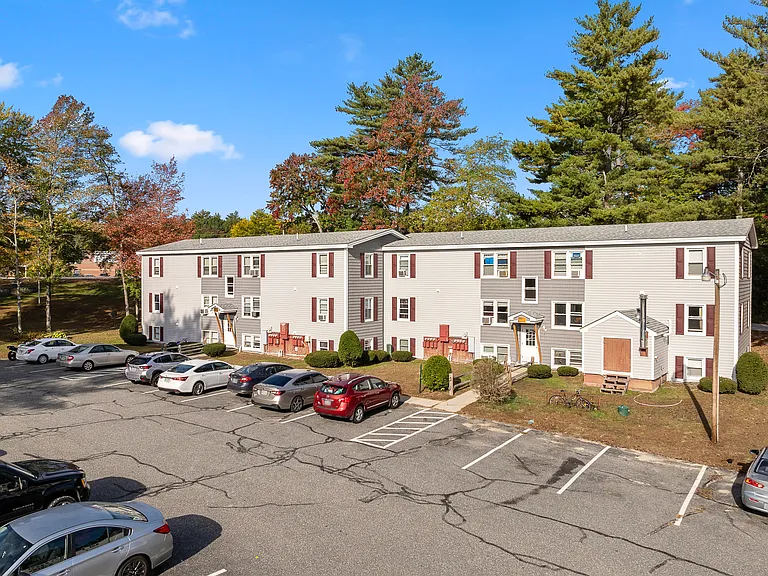 Riverview Apartments — Photo 9