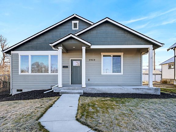 2nd image of 3922 N Maple St