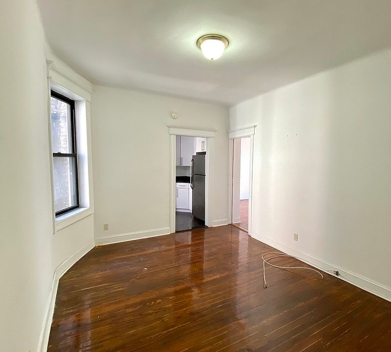 1st image of 2810 36th St #20