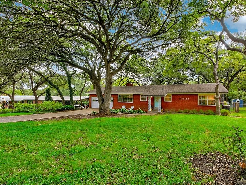 1st image of 11907 Oakwood Dr