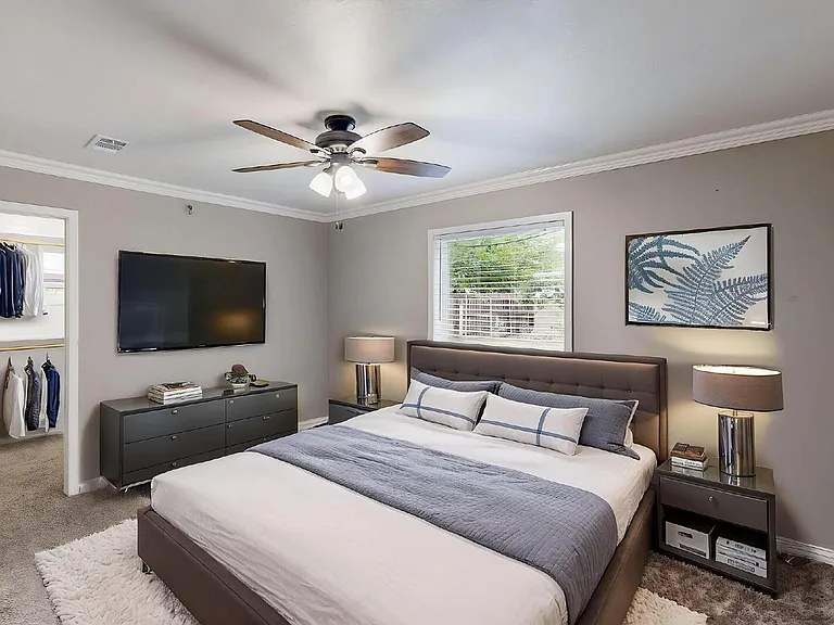3264 Northaven Rd — Photo 14