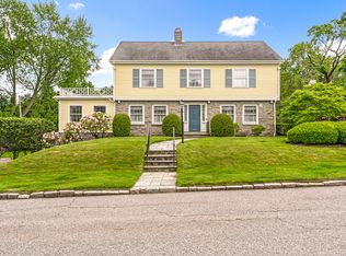 160 Ann Mary Brown Dr, Warwick, RI 02888
