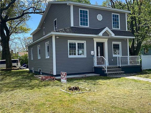 2nd image of 184 Alabama Ave